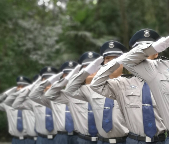 銀行安保體系通常涵蓋物理防護、人員管理、技術防控、應急處置