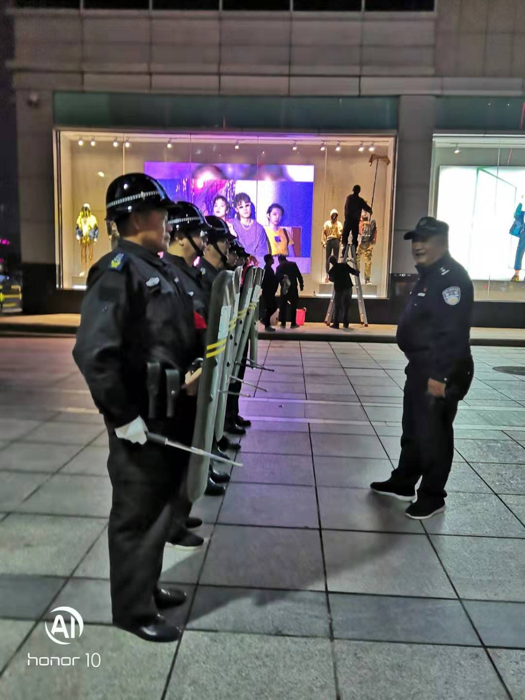 大家知道保安員是什么嗎？下面跟著襄陽戎安的介紹一起了解下吧！